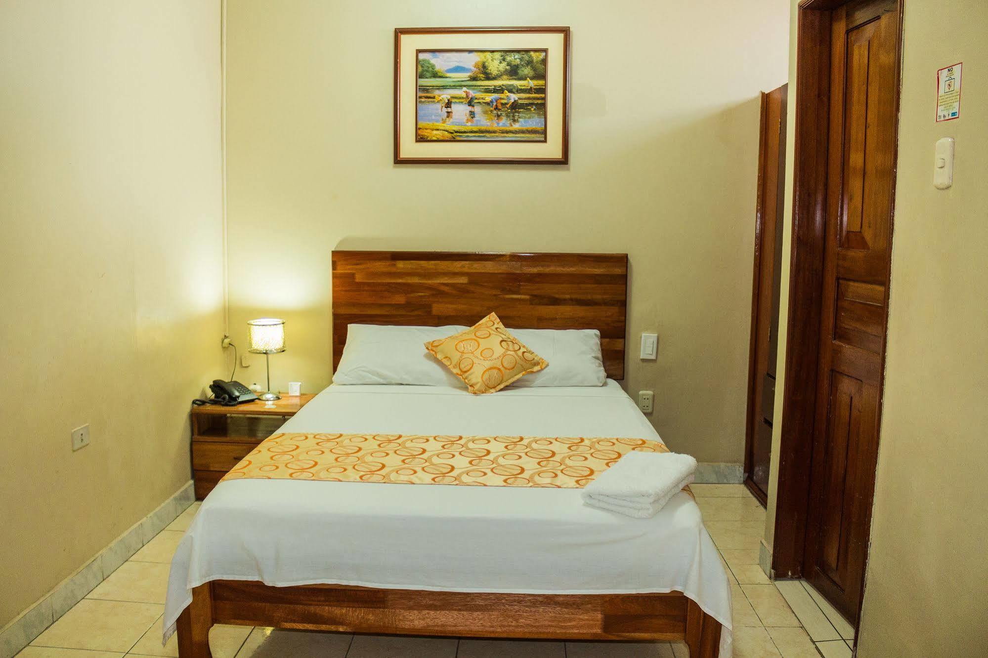 Hotel Golden Star Iquitos Ngoại thất bức ảnh